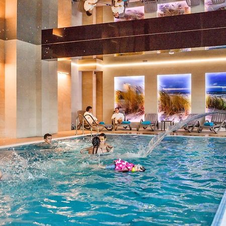 Apartamenty Sun & Snow Kolobrzeg Resorts Z Basenem エクステリア 写真
